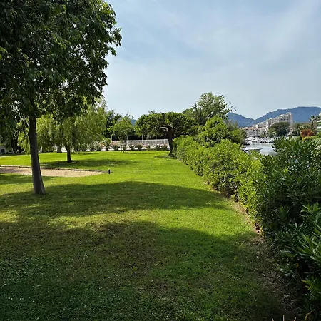 En Bord De Rivière, Près Des Plages * Mandelieu